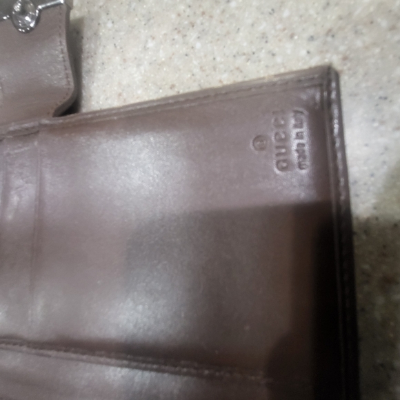 Gucci Brown Monogram Wallet - Picture 6 of 11